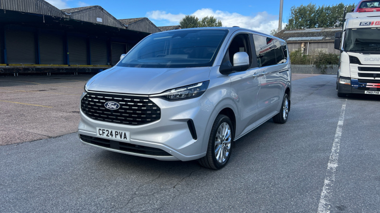 Ford Tourneo Custom 320 L2 Diesel Fwd 2.0 EcoBlue 136ps H1 Titanium 8 seater